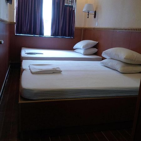 Traveller Friendship Hostel Hong Kong Bagian luar foto