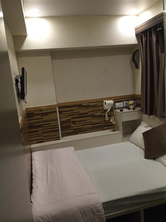 Traveller Friendship Hostel Hong Kong Bagian luar foto