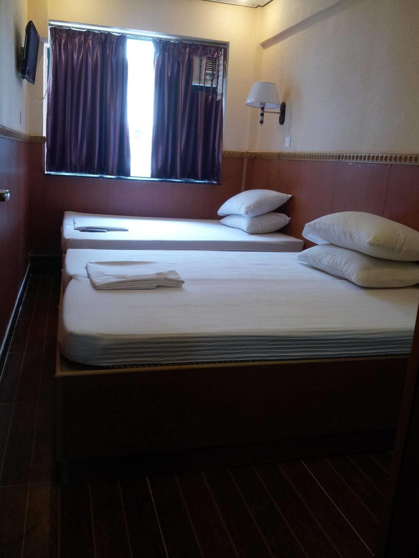 Traveller Friendship Hostel Hong Kong Bagian luar foto