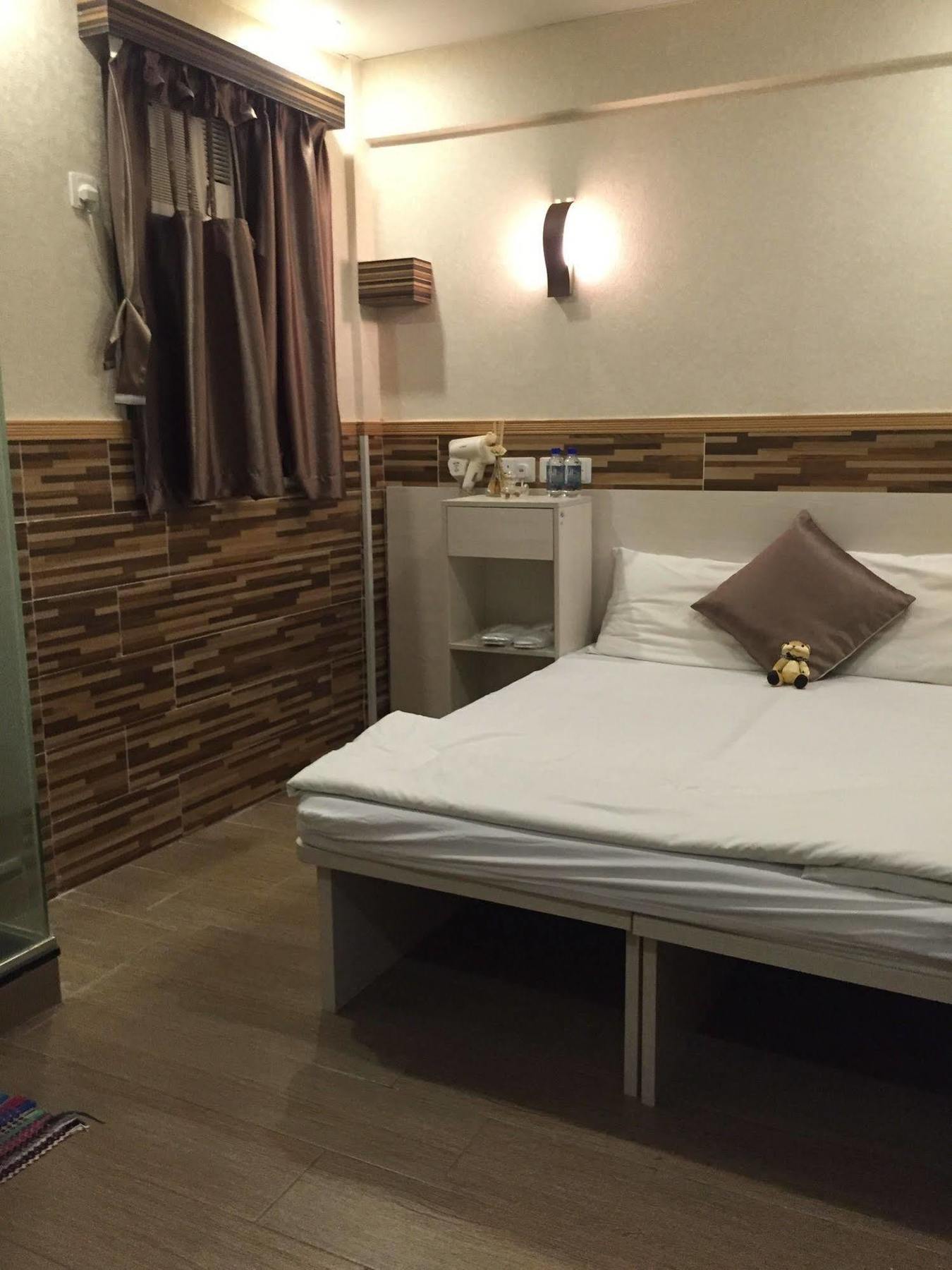 Traveller Friendship Hostel Hong Kong Bagian luar foto